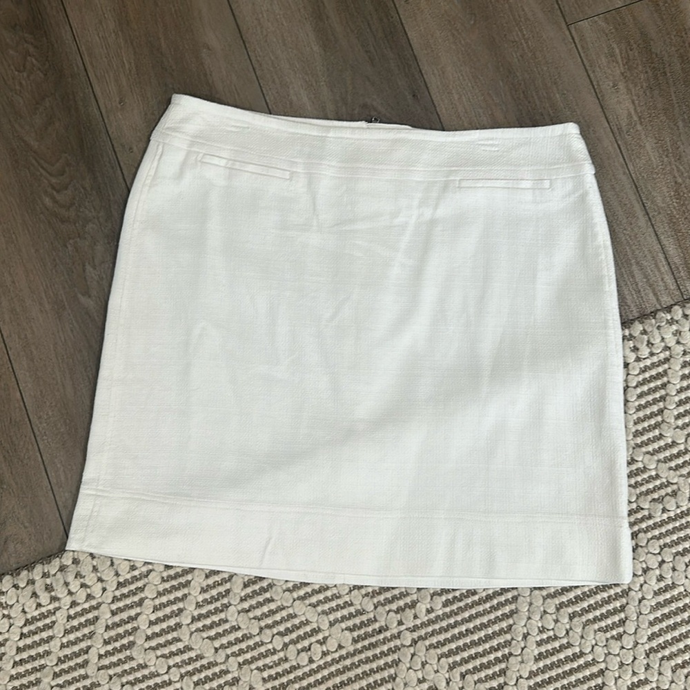 Beautiful Talbots White Tweed Skirt | Size 16P